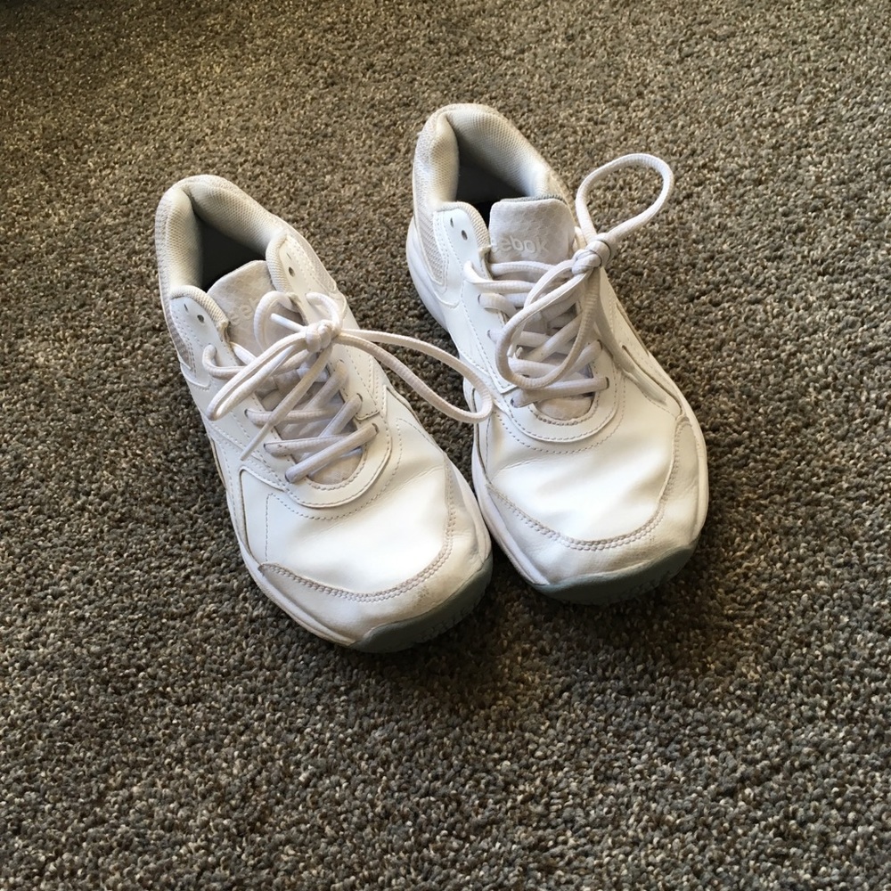 White Reebok sneakers - Picture 3 of 6